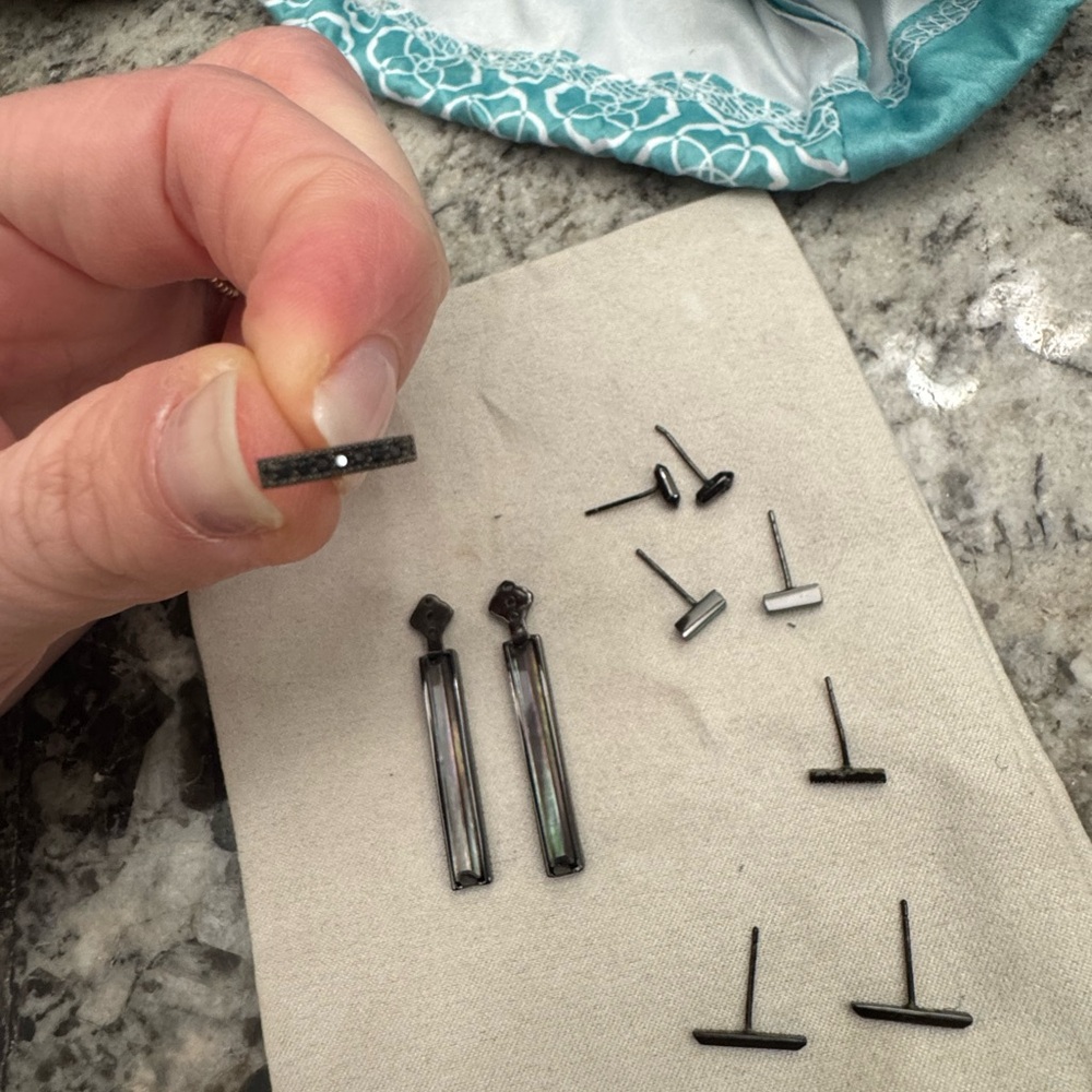 Kendra Scott Black stud earrings with earring jacket - Picture 3 of 3